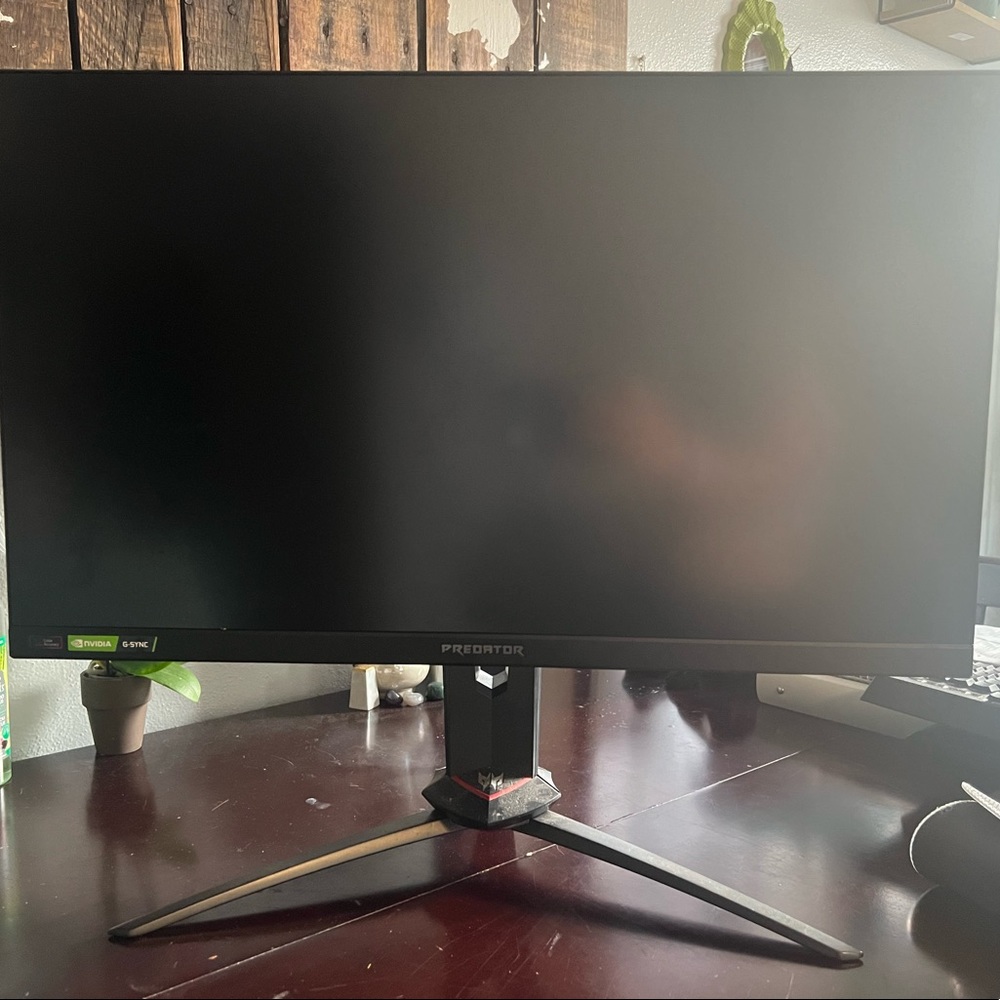 PC Gaming Setup - Picture 3 of 9